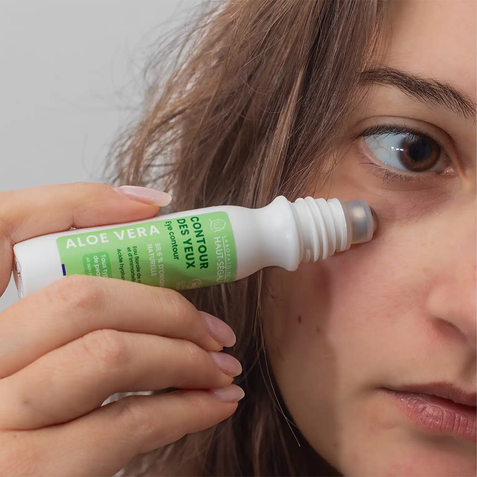 Augenkontur mit Aloe Vera aus kontrolliert biologischem Anbau – Bild 2