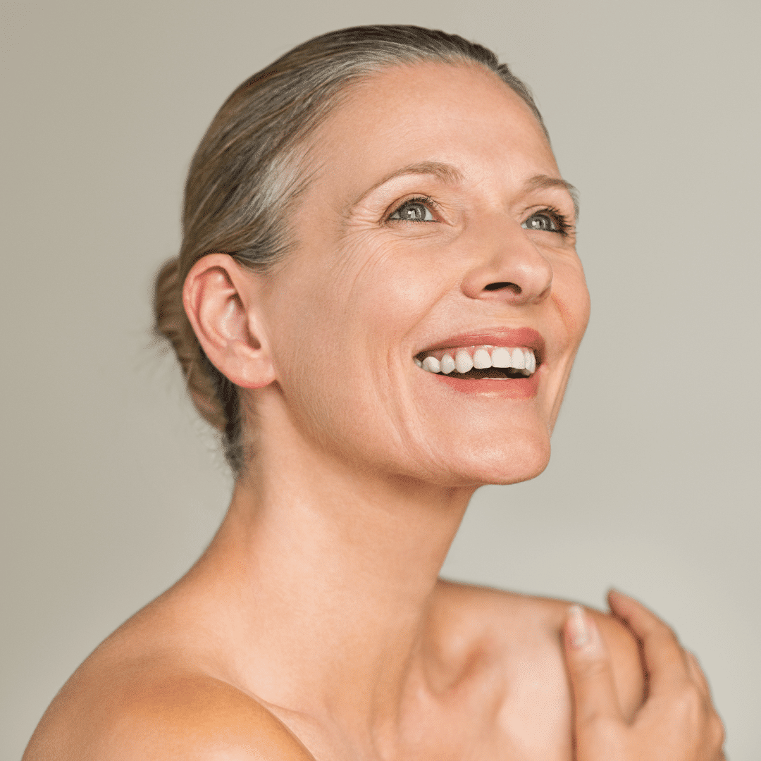 Visage d'une femme mâture.