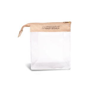 Trousse cadeau transparente Haut-Ségala contenant plusieurs produits cosmétiques naturels.